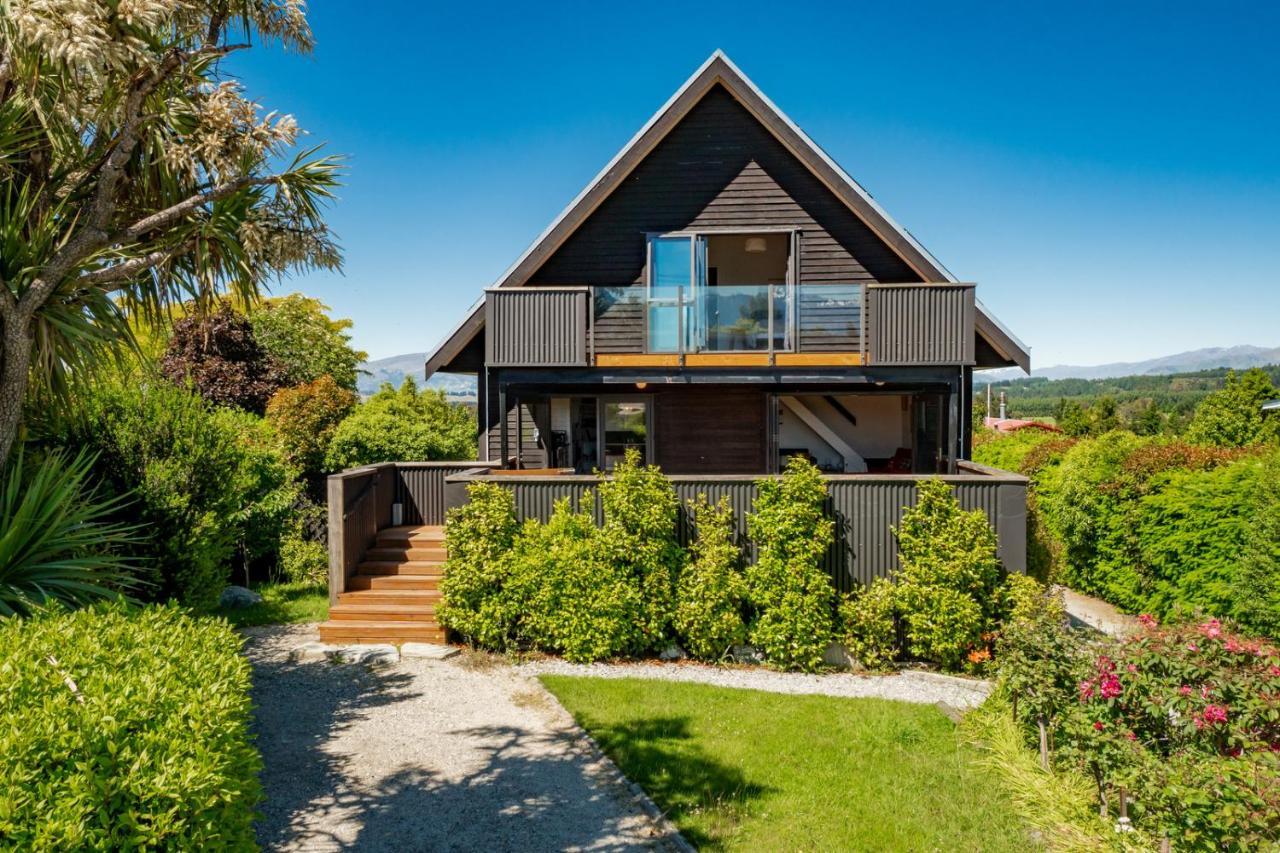 Views On Parry - Lake Hawea Holiday Home Exteriör bild